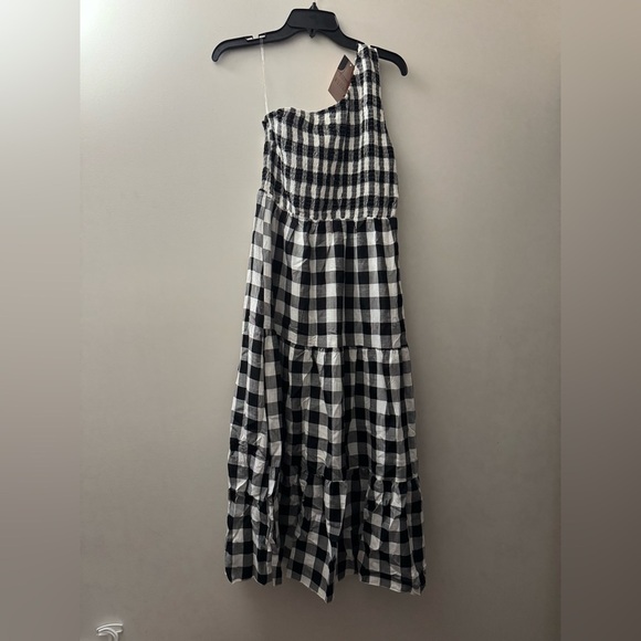Black and White Plaid One Shoulder Dress - Picture 1 of 4